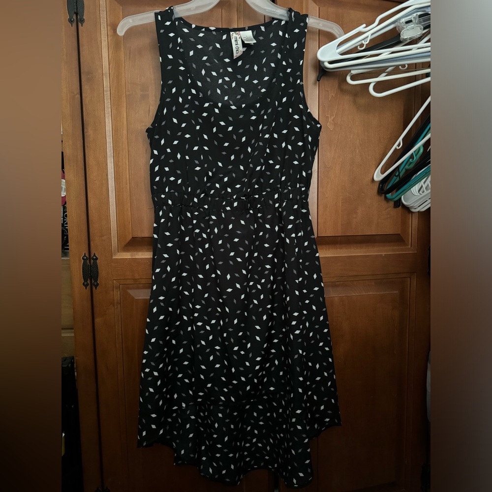 Mimi Chica Black and White Sleeveless Dress L polyester